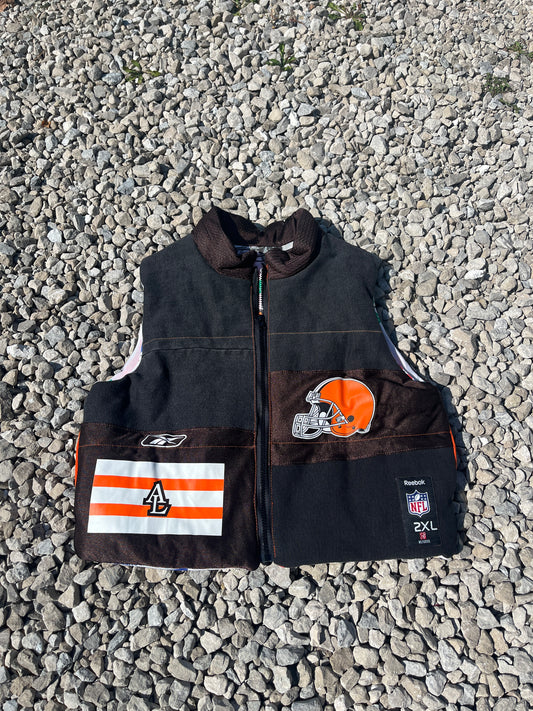 Peyton Hillis Browns Vest
